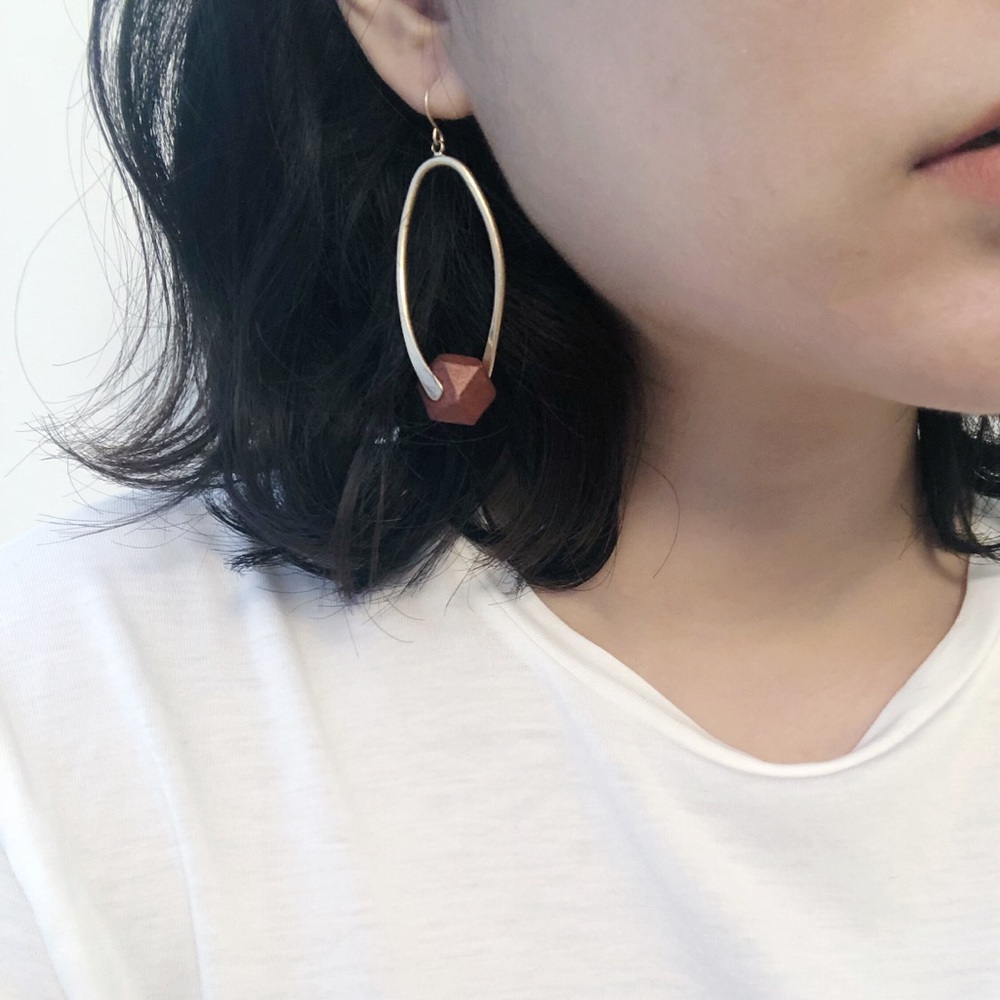 MOVING SALE Vintage look metallic loop ring - Picture 4 of 5